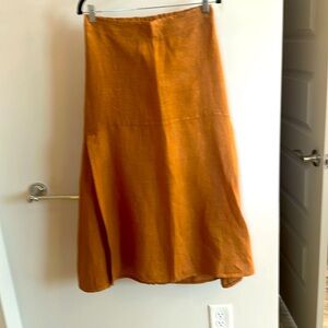 Linen skirt with side slits